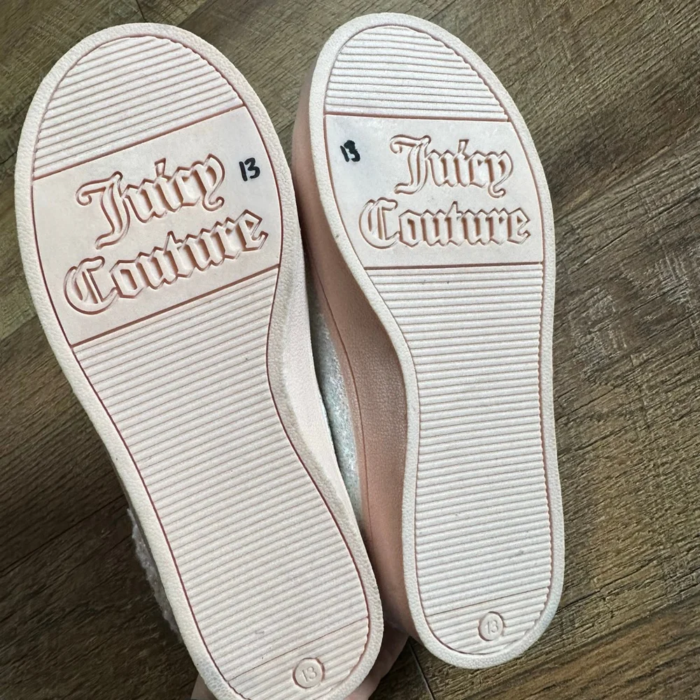 Girls Juicy Couture Slippers 13 (Little Girl) White Pink Glitter
